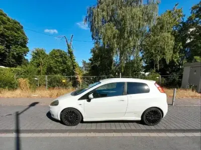 Gebraucht Fiat Grande Punto Sport 120 PS (88 kW) 2008 Weiß Kleinwagen