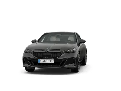 Gebraucht BMW 550e Comfort Edition 313 PS (230 kW) 2025 Limousine