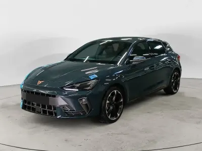Gebraucht Cupra Leon 150 PS (110 kW) 2025 Grau (gris magnetique) Kleinwagen