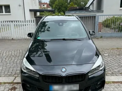 Gebraucht BMW 218 Performance 150 PS (110 kW) 2017 Schwarz Kombi