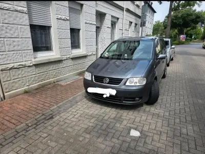 Gebraucht VW Touran 140 PS (102 kW) 2005 Grau Van / Kleinbus