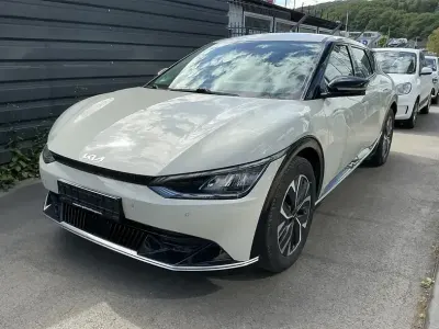 Używany Kia EV6 167 kW (228 KM) 2022 Biały SUV