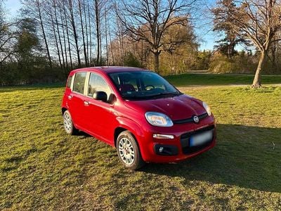 Second-hand Fiat Panda 69 CP (50 kW) 2015 Roșu Hatchback
