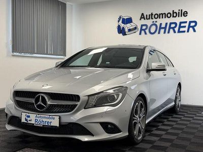 Gebraucht Mercedes CLA200 Shooting Brake Urban 136 PS (100 kW) 2015 Silber 761 (polarsilber  metalliclack) (metallic) Kombi