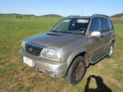 Gebraucht Suzuki Grand Vitara 116 PS (85 kW) 2002 Gold SUV