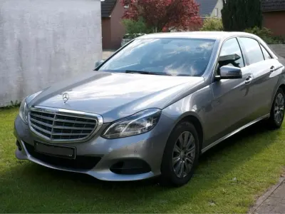 Gebraucht Mercedes E220 170 PS (125 kW) 2014 Silber Limousine