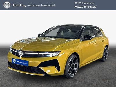 Neu Opel Astra Ultimate 136 PS (100 kW) 2026 Gelb Limousine
