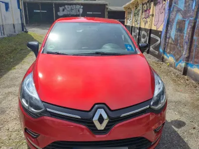 Gebraucht Renault Clio LIMITED 76 PS (55 kW) 2018 Rot Kleinwagen