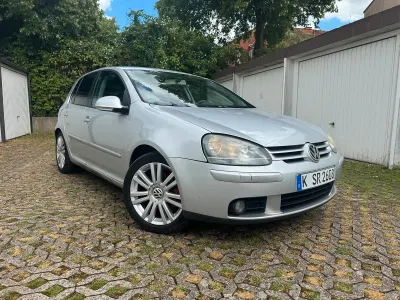 Gebraucht VW Golf V 140 PS (102 kW) 2005 Silber Kleinwagen
