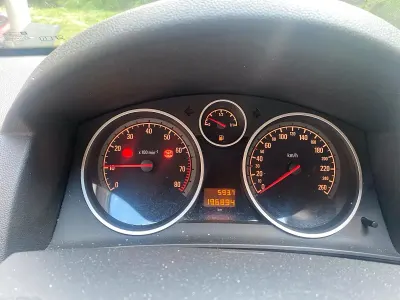 Gebraucht Opel Astra 105 PS (77 kW) 2005 Silber Kombi