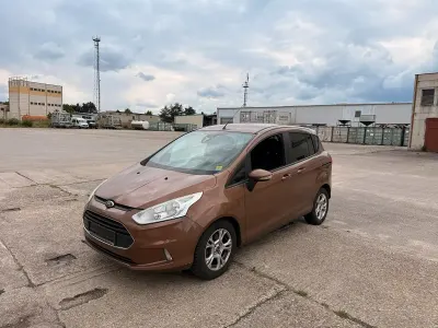 Gebraucht Ford B-MAX 101 PS (74 kW) 2014 Braun Van / Kleinbus