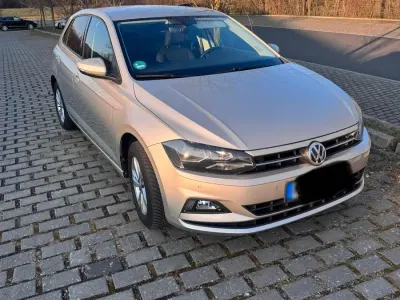 Gebraucht VW Polo 95 PS (69 kW) 2018 Andere farben Kleinwagen