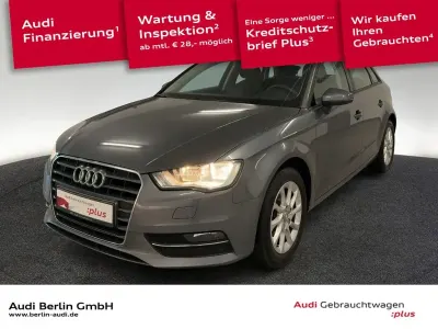 Gebraucht Audi A3 Attraction 110 PS (80 kW) 2014 Monsungrau metallic Limousine