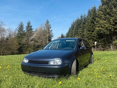 Gebraucht VW Golf IV 116 PS (85 kW) 1998 Kleinwagen