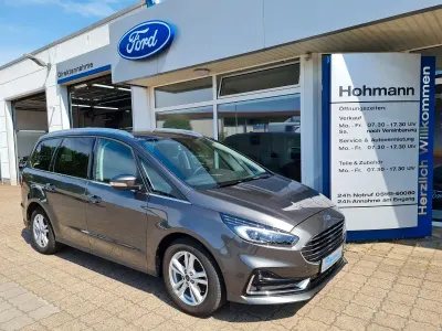 Gebraucht Ford Galaxy Titanium 190 PS (139 kW) 2022 Grau Van / Kleinbus