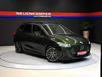 Gebraucht BMW 218 Active Tourer M Sport 136 PS (100 kW) 2024 Grün Van / Kleinbus