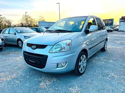 Usado Hyundai Matrix 122 HP (89 kW) 2009 Prateado Monovolume