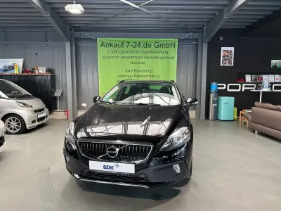 Gebraucht Volvo V40 CC 152 PS (111 kW) 2017 Black stone Kombi