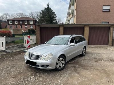Gebraucht Mercedes E220 170 PS (125 kW) 2007 Silber Kombi