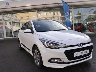 Polar white Gebraucht 2018 Hyundai i20 YES! Limousine | 11.990 € (Fairer Preis)