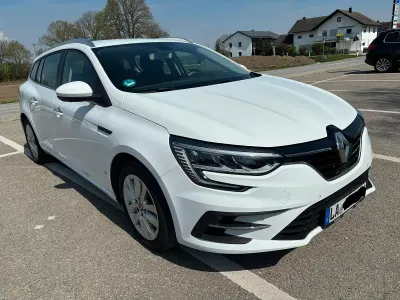 Gebraucht Renault Mégane GrandTour Business 115 PS (84 kW) 2021 Weiß Kombi