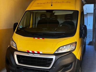 Gebraucht Peugeot Boxer Basis 163 PS (119 kW) 2019 Gelb Van