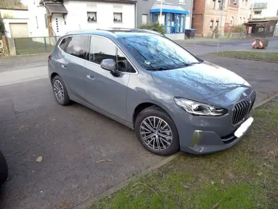 Begagnad BMW 230 Luxury Line 150 HK (110 kW) 2023 Grå Kombi