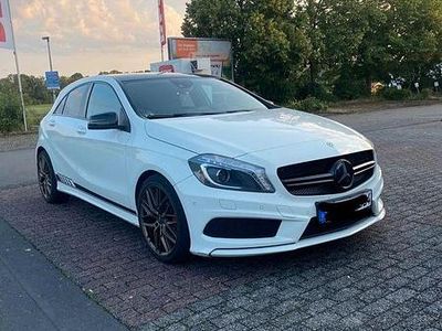 Weiß Gebraucht 2013 Mercedes A200 AMG line Limousine | 11.290 € (Fairer Preis)