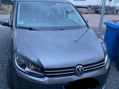 Gebraucht VW Touran Life 140 PS (102 kW) 2013 Grau Van / Kleinbus