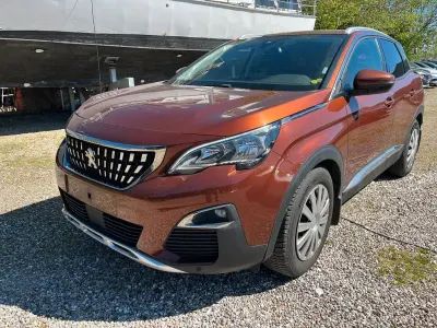 Gebraucht Peugeot 3008 Allure 120 PS (88 kW) 2018 Braun SUV