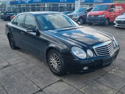 Usata Mercedes E200 136 CV (100 kW) 2006 Nero Berlina
