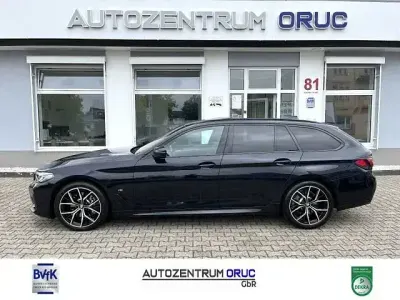 Gebraucht BMW 530 M Sport 245 PS (180 kW) 2022 Carbonschwarz metallic Kombi