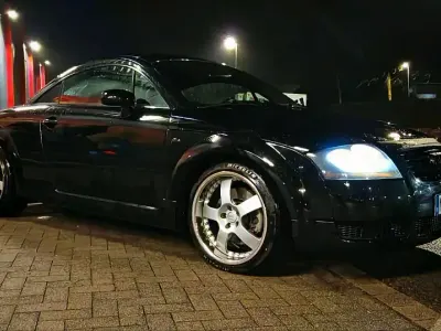 Gebraucht Audi TT Basis 225 PS (165 kW) 2000 Schwarz Coupé