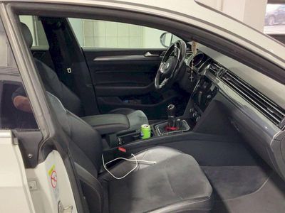 Gebraucht VW Arteon R-line 150 PS (110 kW) 2018 Weiß Limousine