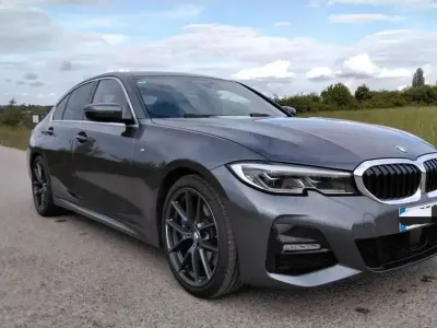 Gebraucht BMW 330 M Sport 265 PS (194 kW) 2019 Grau Limousine
