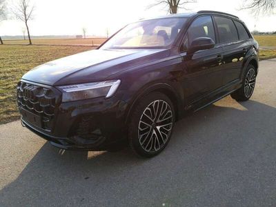 Mythosschwarz metallic Neu 2025 Audi Q7 S-Line SUV | 93.340 € (Etwas zu teuer)