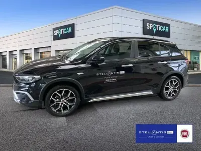 Usata Fiat Tipo Cross 131 CV (96 kW) 2023 Nero Berlina