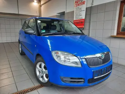 Gebraucht Skoda Fabia Classic 60 PS (44 kW) 2008 Dynamicblau Kleinwagen