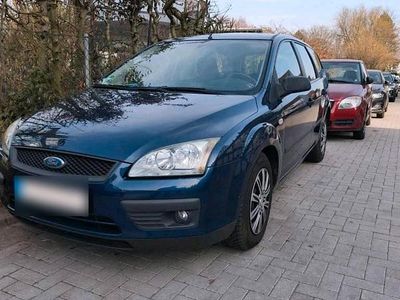 Second-hand Ford Focus 101 CP (74 kW) 2006 Albastru Break