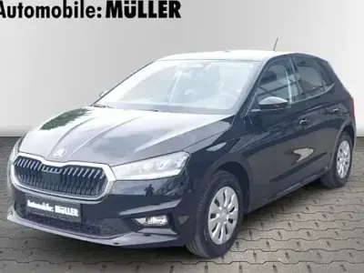 Nowe Skoda Fabia Essence 95 KM (69 kW) 2026 Czarny Hatchback