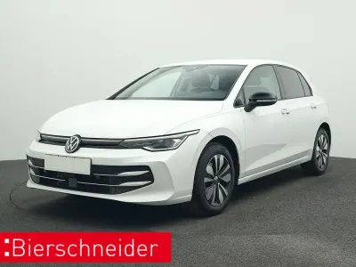 Gebraucht VW Golf VIII Goal 150 PS (110 kW) 2025 Weiss Limousine