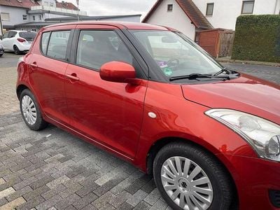 Orange Gebraucht 2012 Suzuki Swift Club Limousine | 4.500 € (Fairer Preis)