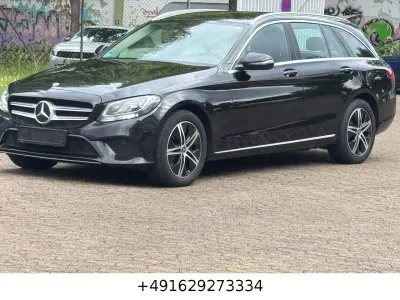 Gebraucht Mercedes C200 160 PS (117 kW) 2021 Schwarz Kombi