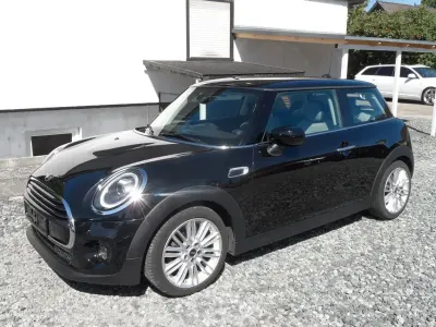 Gebraucht Mini Cooper 136 PS (100 kW) 2019 Schwarz Kleinwagen