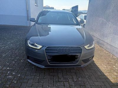 Gebraucht Audi A4 150 PS (110 kW) 2014 Kombi