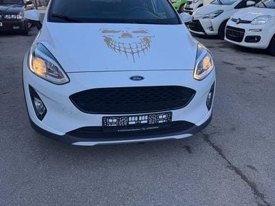 Gebraucht Ford Fiesta Active 101 PS (74 kW) 2018 Weiß Kleinwagen