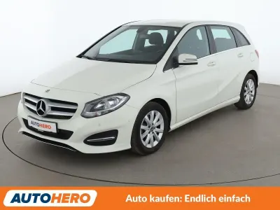 Gebraucht Mercedes B180 Style 122 PS (89 kW) 2018 Weiß Kleinwagen