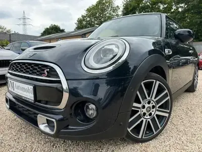Gebraucht Mini Cooper S 192 PS (141 kW) 2020 Schwarz Kleinwagen