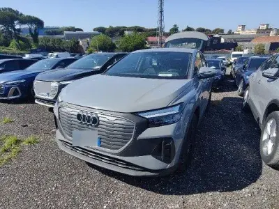 Gebraucht Audi Q4 e-tron 213 kW (290 PS) 2024 Pebble gray SUV