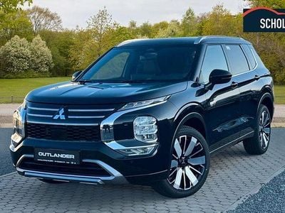 Neu Mitsubishi Outlander P-HEV Top 306 PS (225 kW) 2025 Schwarz SUV